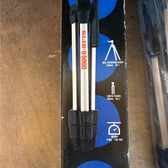 SLIK vintage open box U 5000 lightweight compact photo and video tripod - Picture 5 of 6